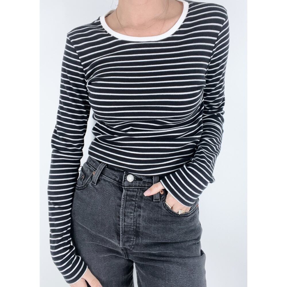 Grey Lab Black and White Striped Crewneck Long Sleeve Top Size Small